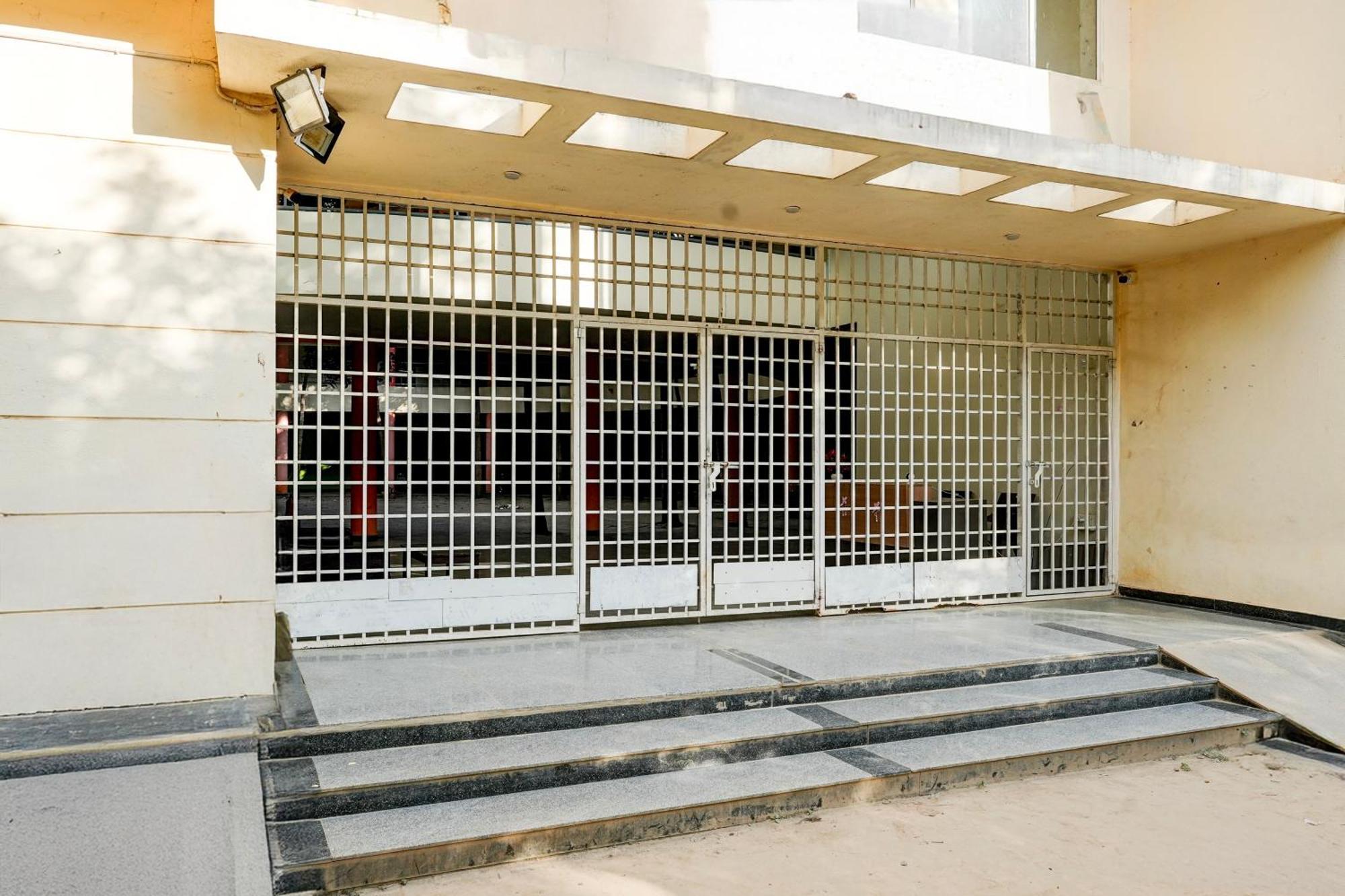 Super Hotel O Hennagara Rd Bommasandara Kammasandra Zewnętrze zdjęcie